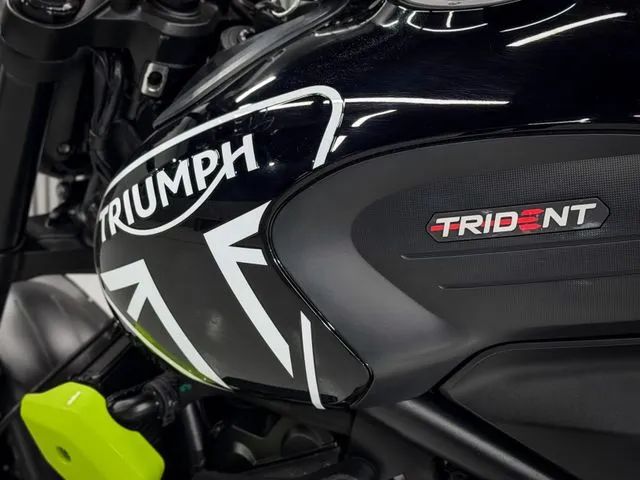 Triumph TRIDENT 660 - Foto 5