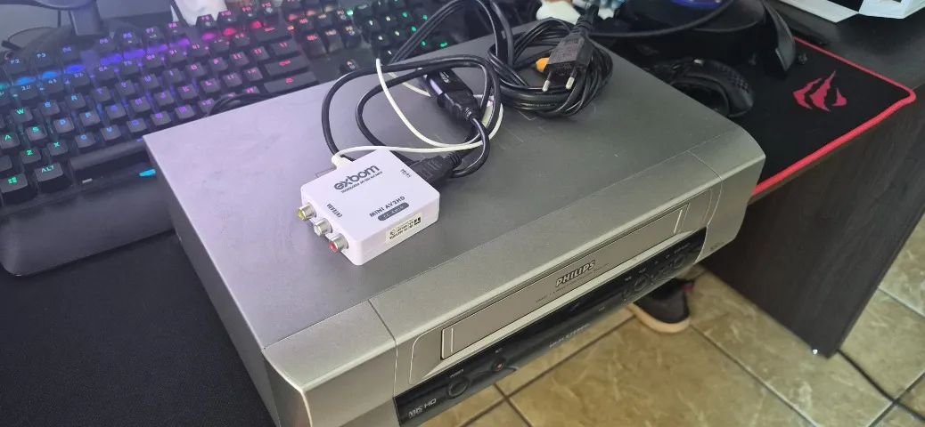 Video Cassette Philips, placa de Captura de vídeo e mini conversor de audio e video - Foto 4