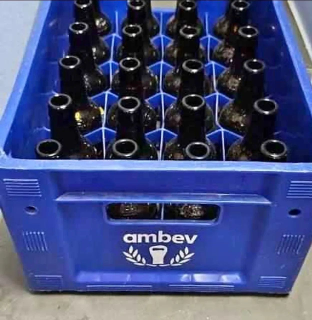 3 engradados cerveja retornável
