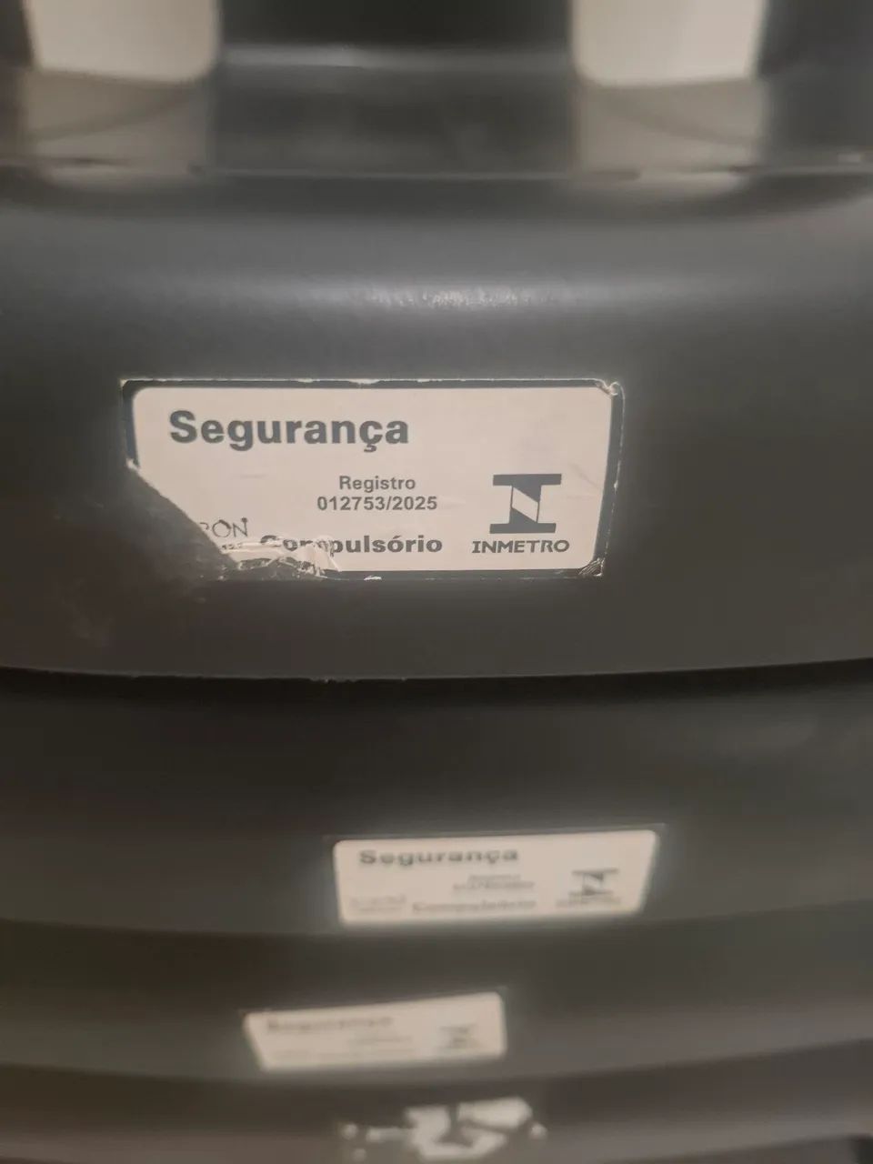 Cadeiras de Plástico 130 Kilos  - Foto 2