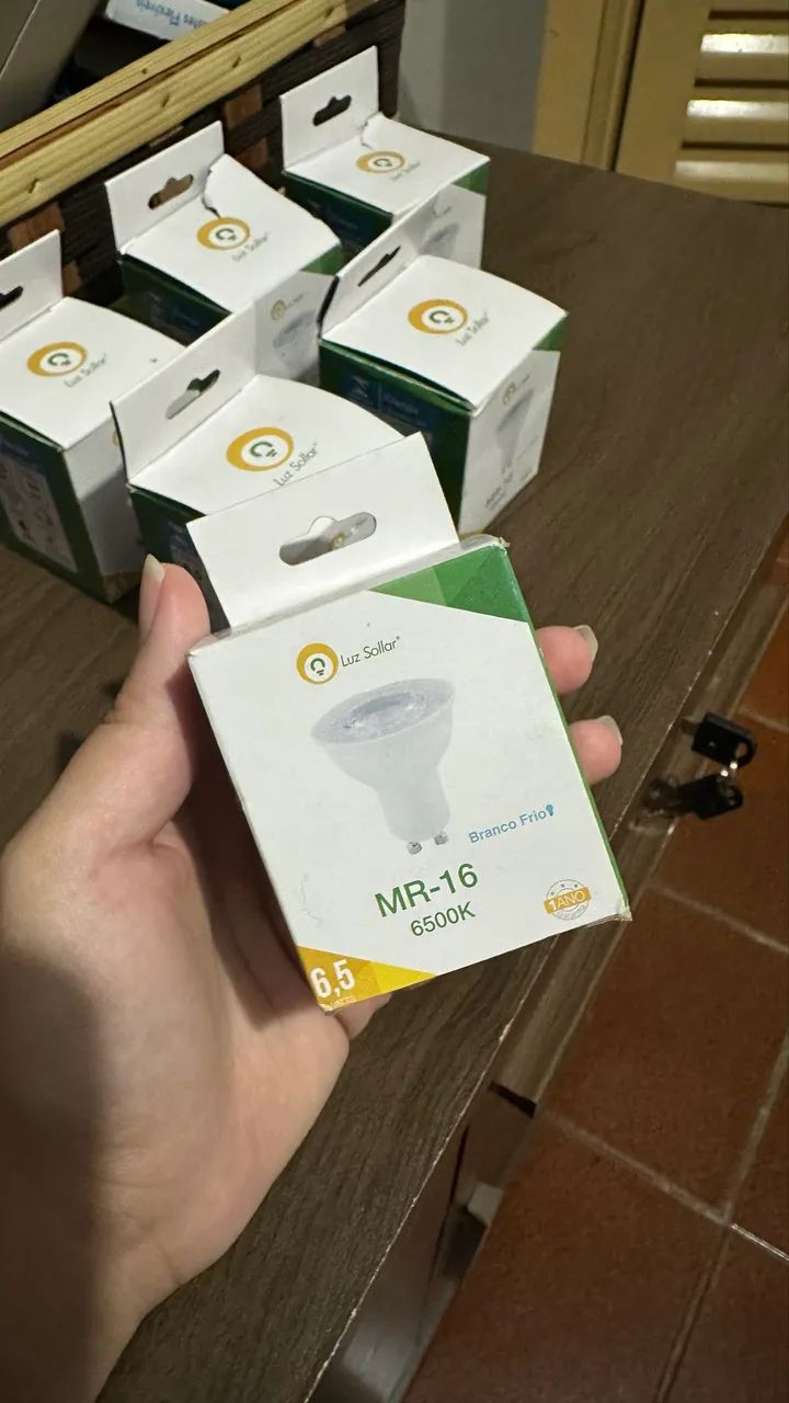 Vende-se luminárias / led 