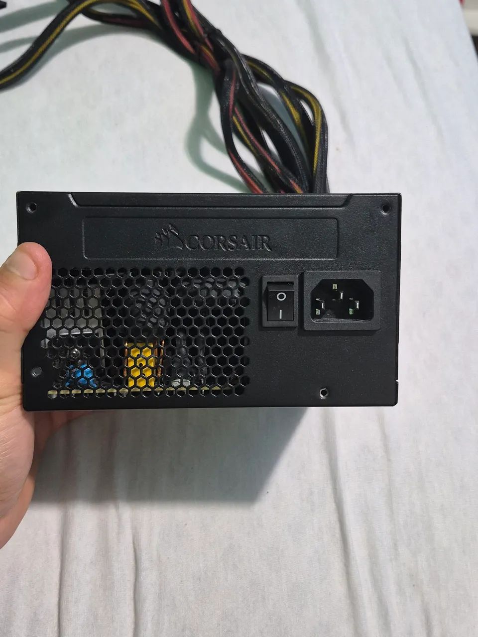 Fonte Corsair 650W VS650 80 Plus White - Excelente Estado - Foto 2