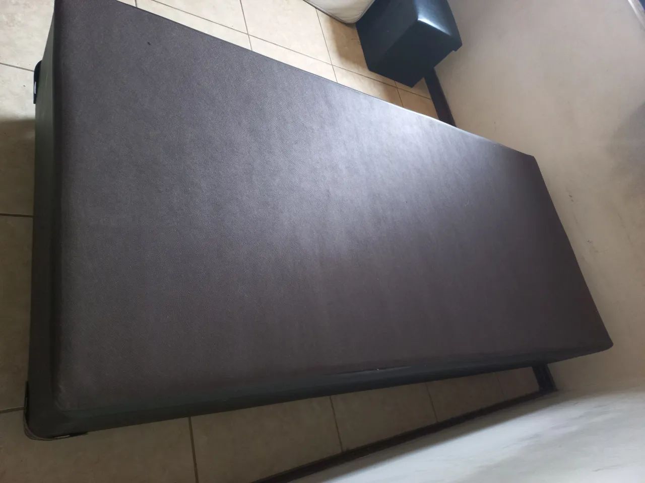 Vendo cama box solteiro com colchão  - Foto 2