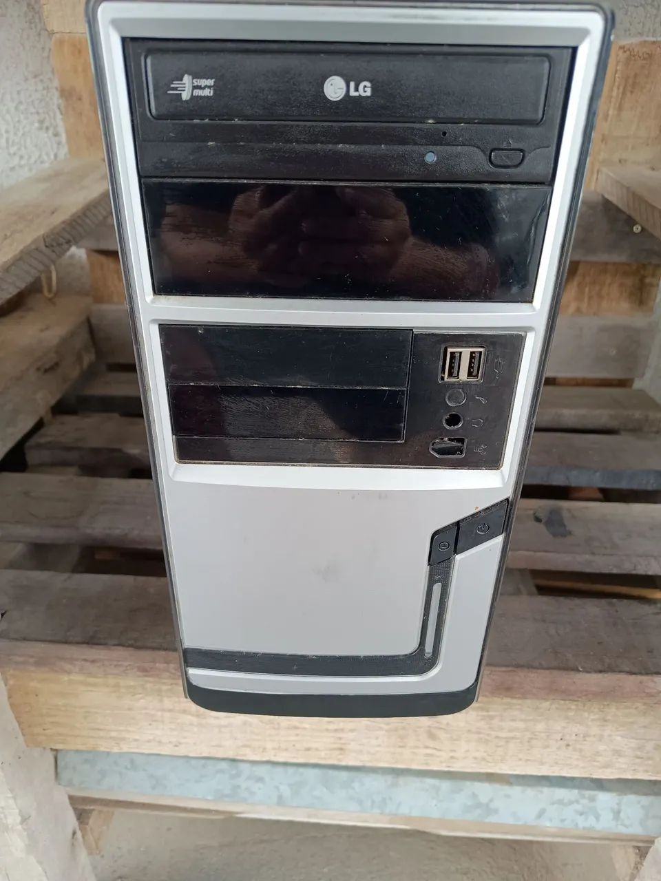 Vendo Pc gamer. LEIAA.