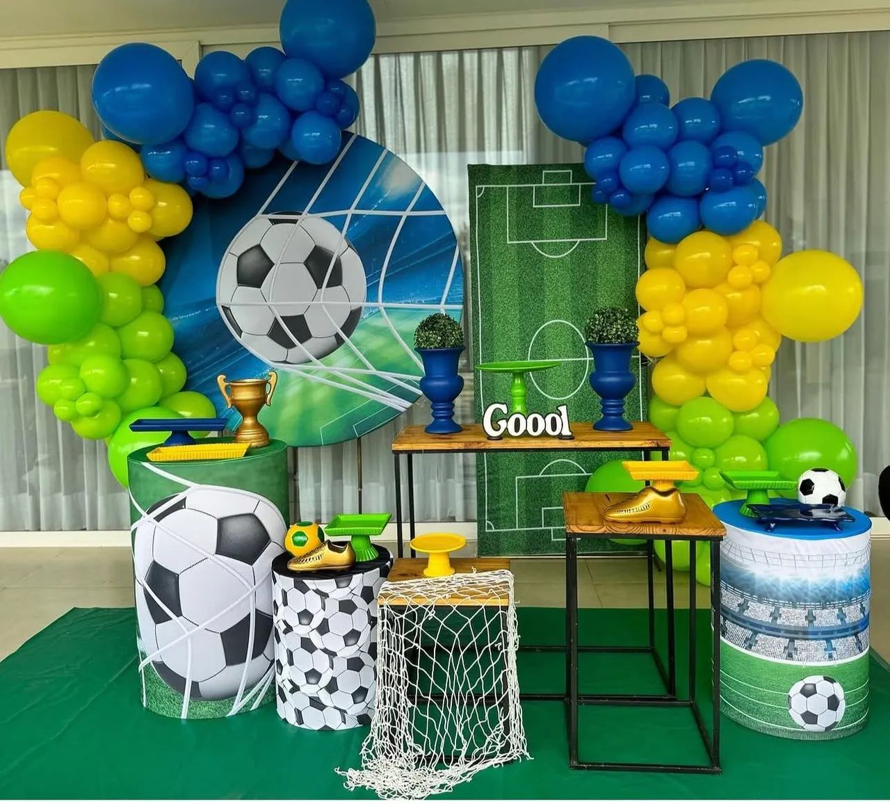 Locação de mesas decoradas 