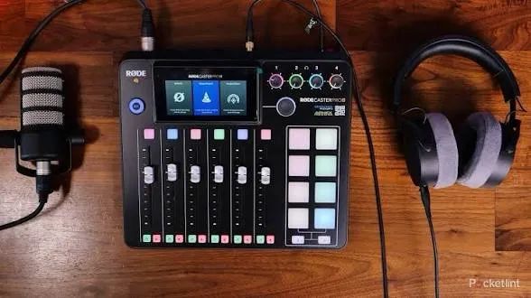 Rode rodecaster pro II