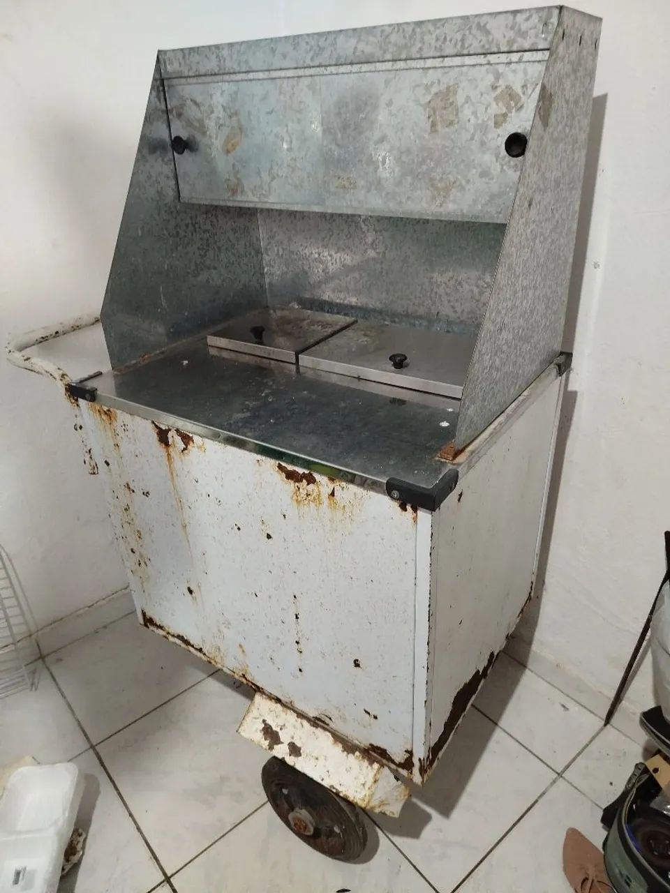 Vendo carrinho de cachorro quente  - Foto 2