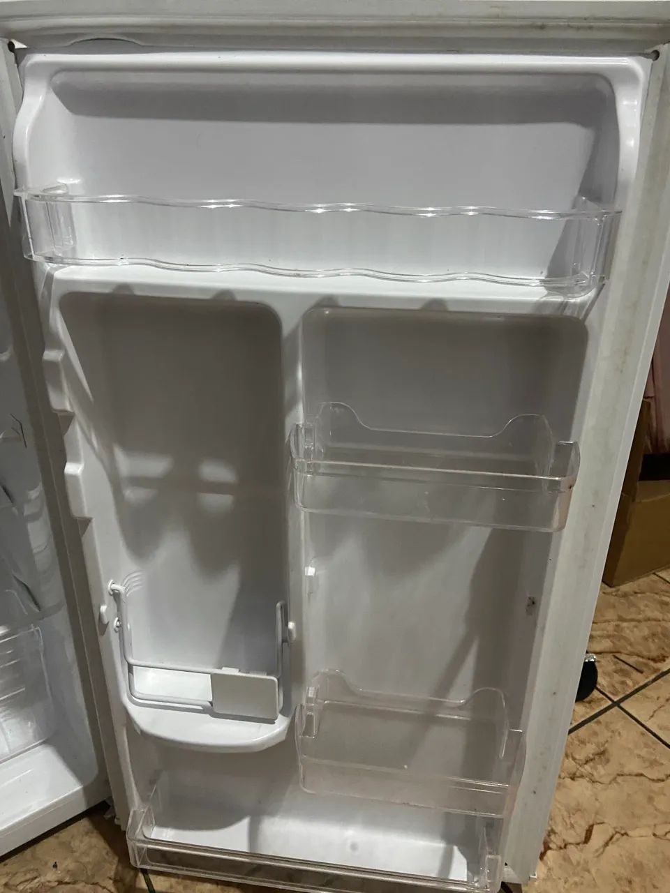 FRIGOBAR ELETROLUX 