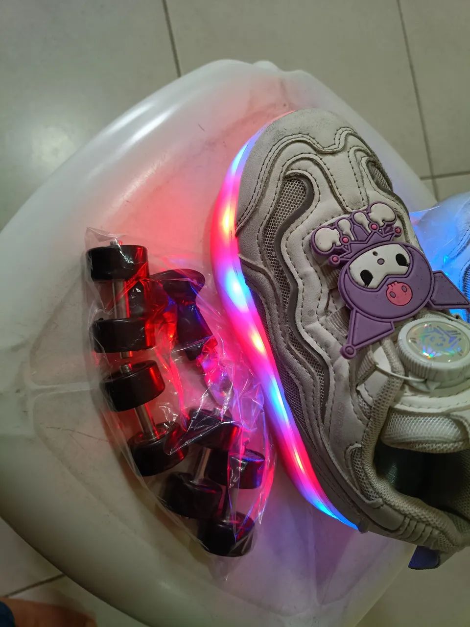 Tênis com rodinhas led - Foto 3
