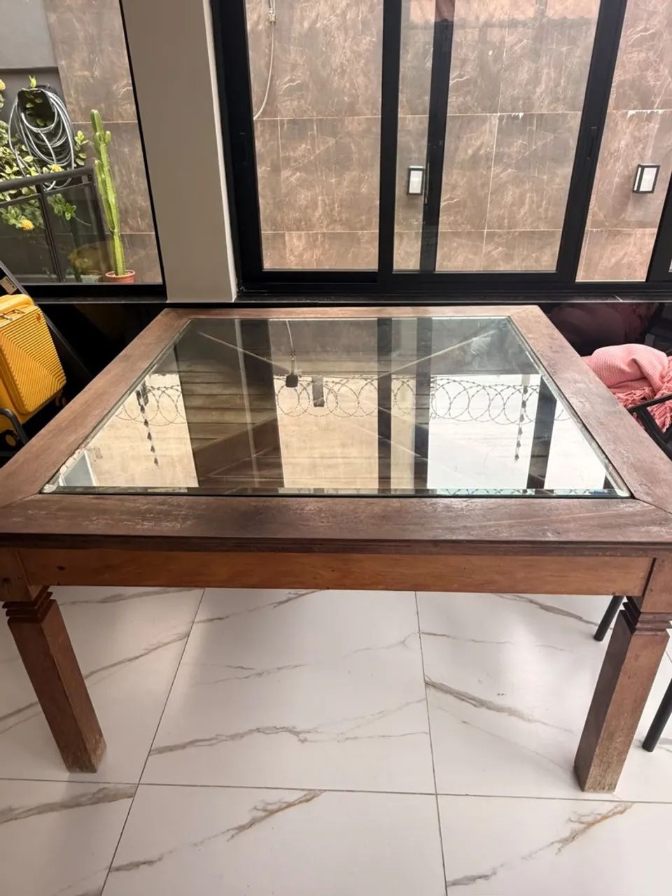 Mesa madeira maciça com gavetão  - Foto 3