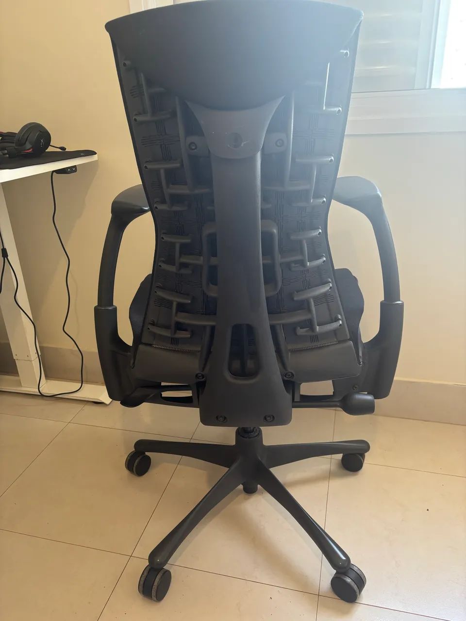 Cadeira Herman Miller embody  - Foto 5