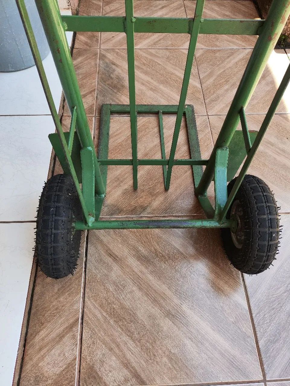 Vendo carrinho de mercadoria 