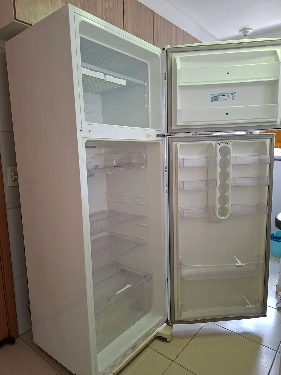 Geladeira Eletrolux AIR FLOW SISTEM DC 48 - Foto 3
