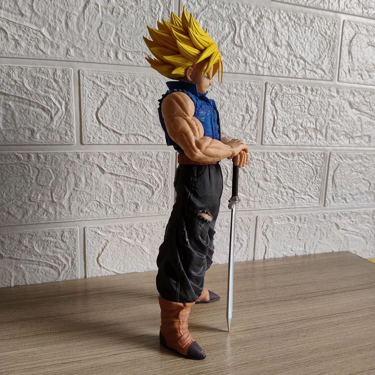 Action Figure Trunks do futuro Dragon Ball Z  - Foto 3
