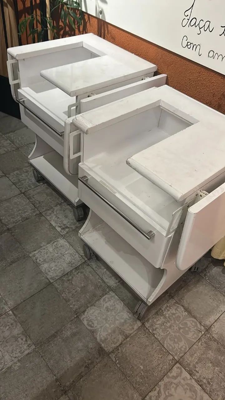 Carrinho para motor de implante 