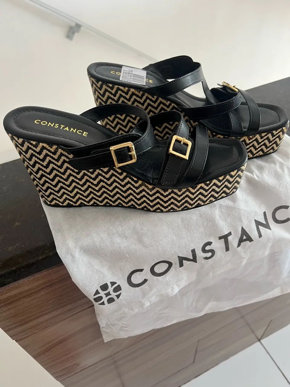 Sandália Nunca usada, de couro da Constance