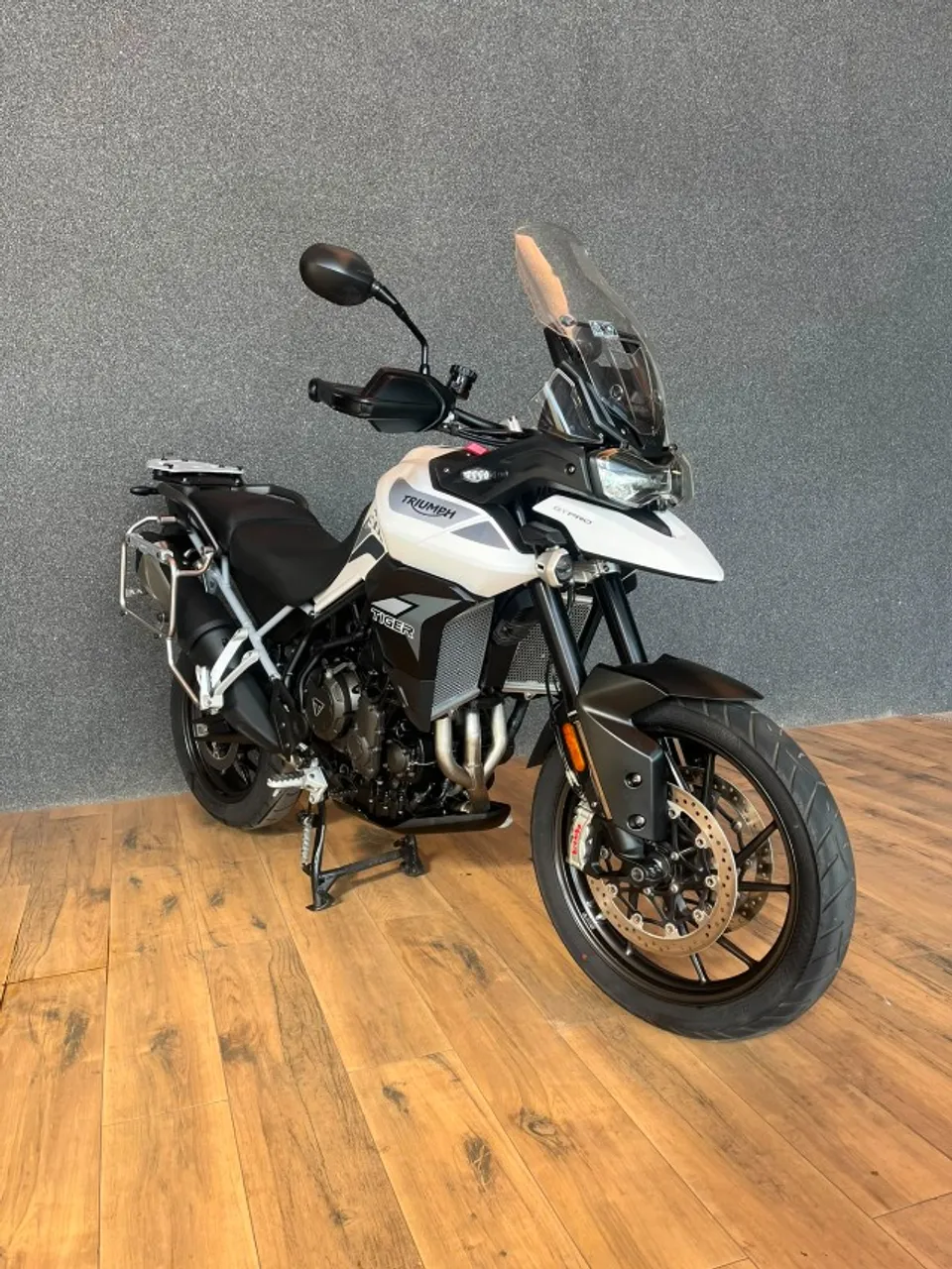 Kawasaki Zx-6r 636cc 2024 - 1517680973 | OLX