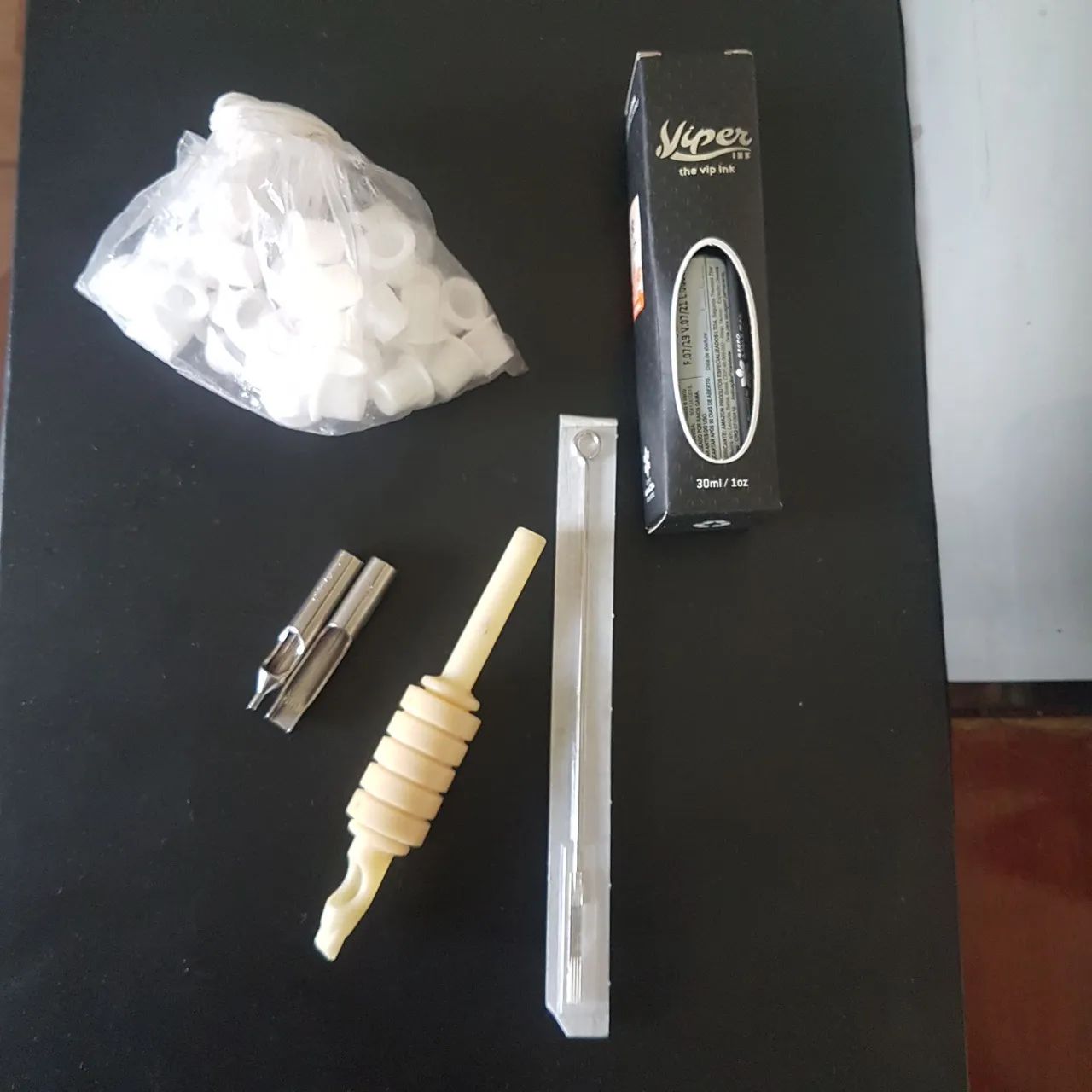 Vende-se Equipamentos para tatuagens profissionais ! - Foto 3