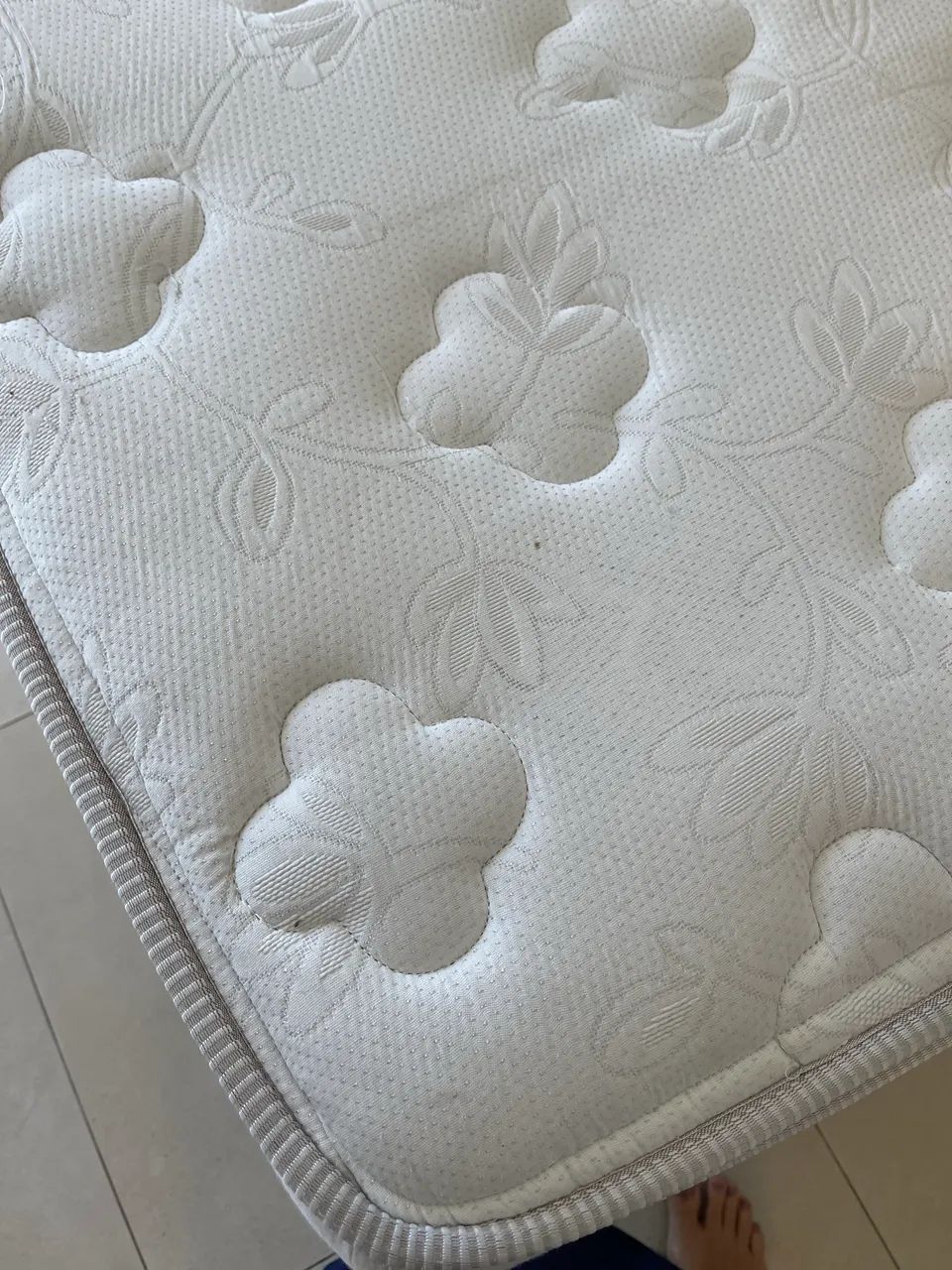 Cama Box Queen + Colchão Pró-Molas Sensitive Eurotop - Foto 3