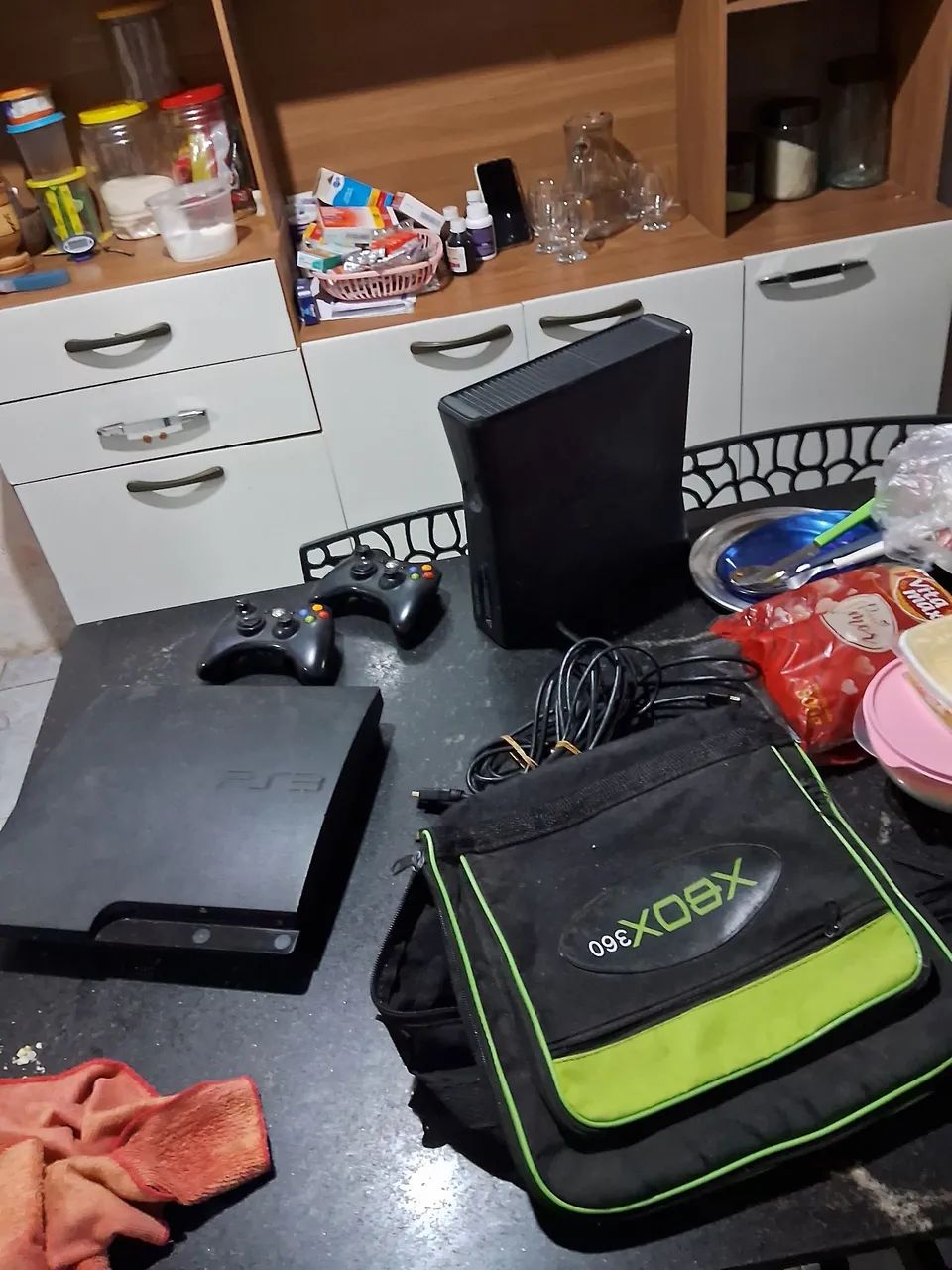 Video game ps3 e Xbox 360 com 2 controles e a bolsa - Foto 2