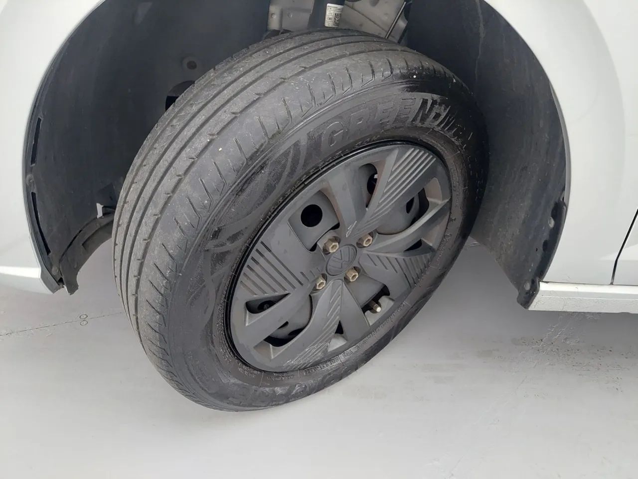 Volkswagen Polo Track 1.0 Flex 12V 5p, foto 11 de 18