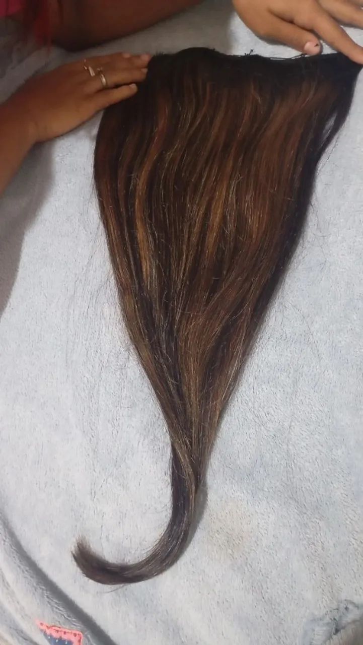 Cabelo humano na tela 57cm mesclado  - Foto 2