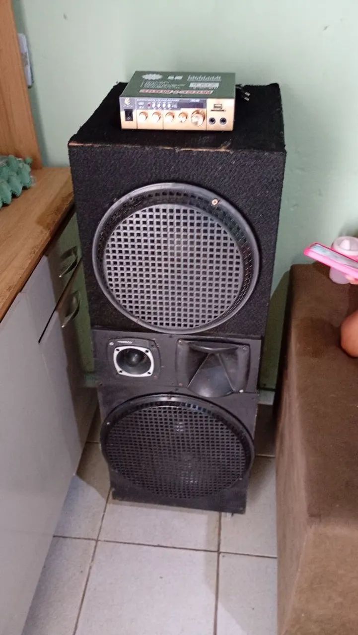 Estou vendendo um som com r$ 900 montado