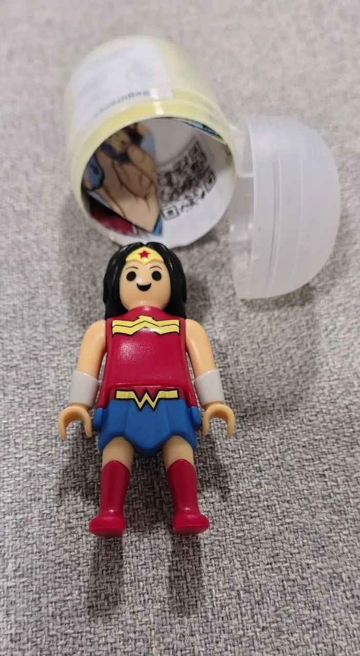Mulher Maravilha - Kinder Ovo Playmobil 