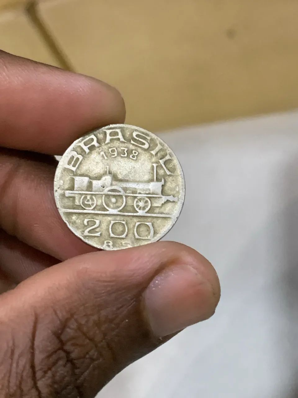 Moeda de 200 Reis antiga - Foto 2