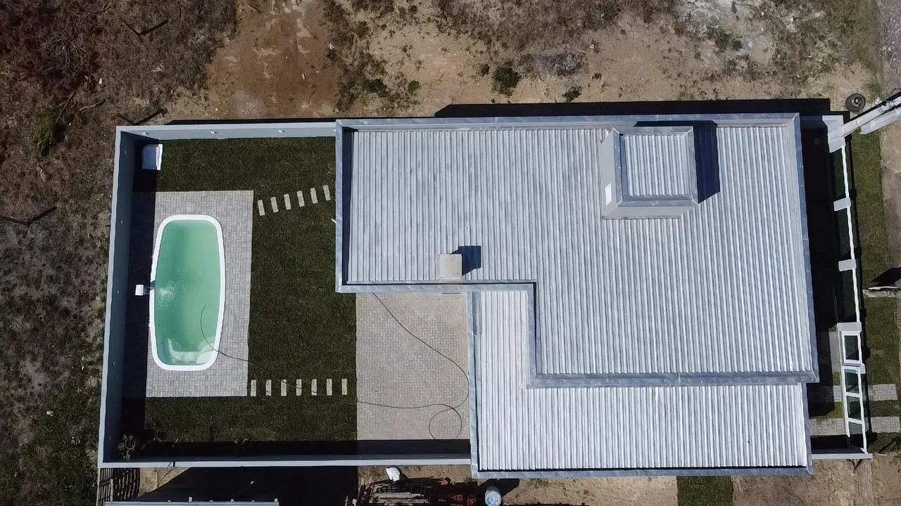 Casa nova a 350 metros do mar com piscina - Foto 4