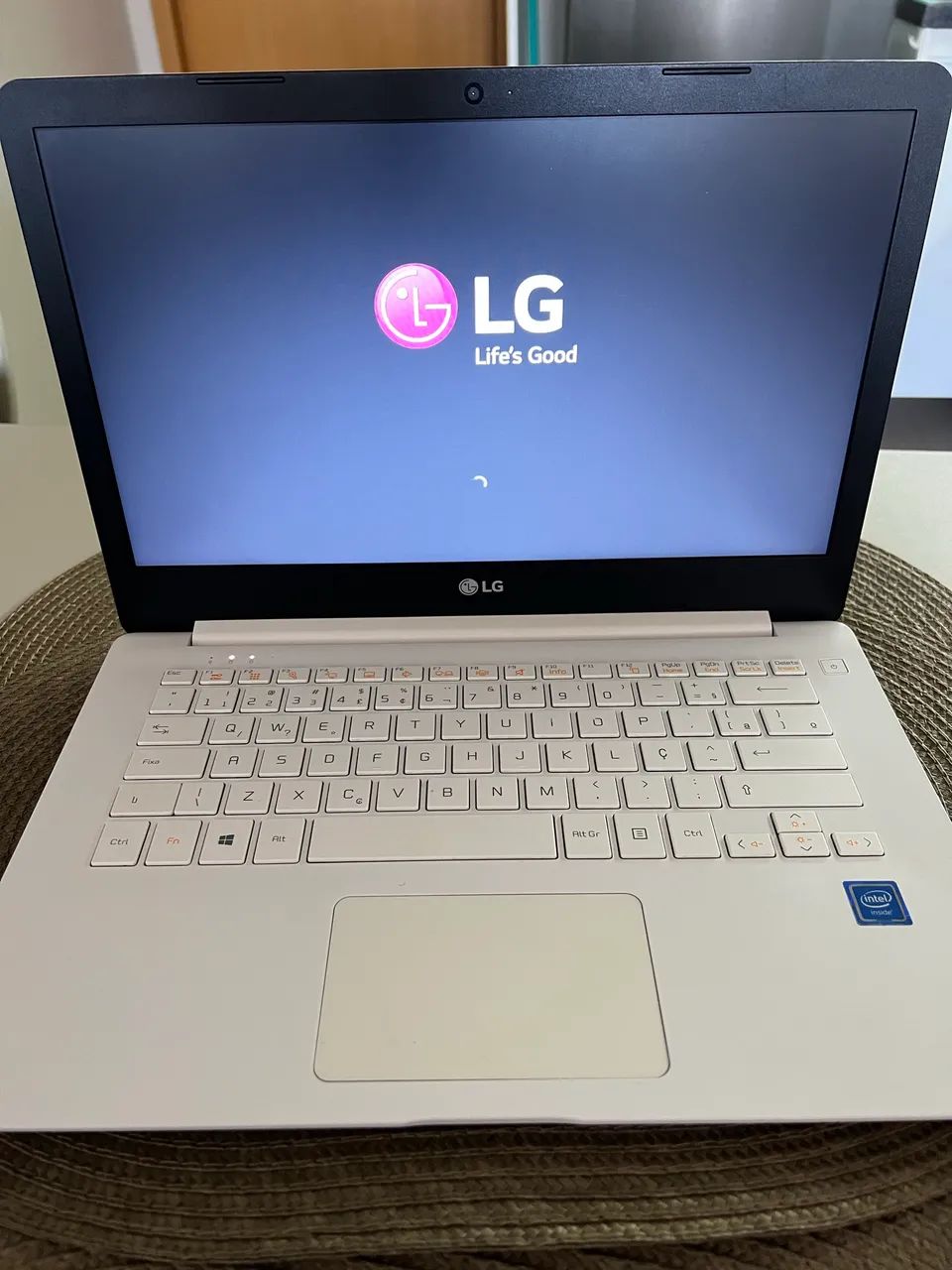 LG Ultra Slim - EM EXCELENTES CONDIÇÕES  - Foto 3