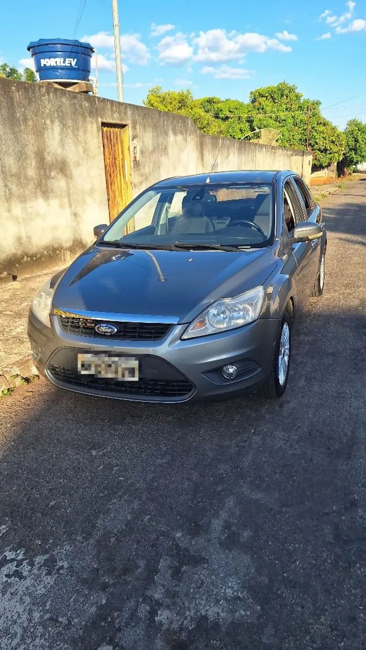 Ford Focus Focus Sedan 2.0 16V/2.0 16V Flex 4p 2012