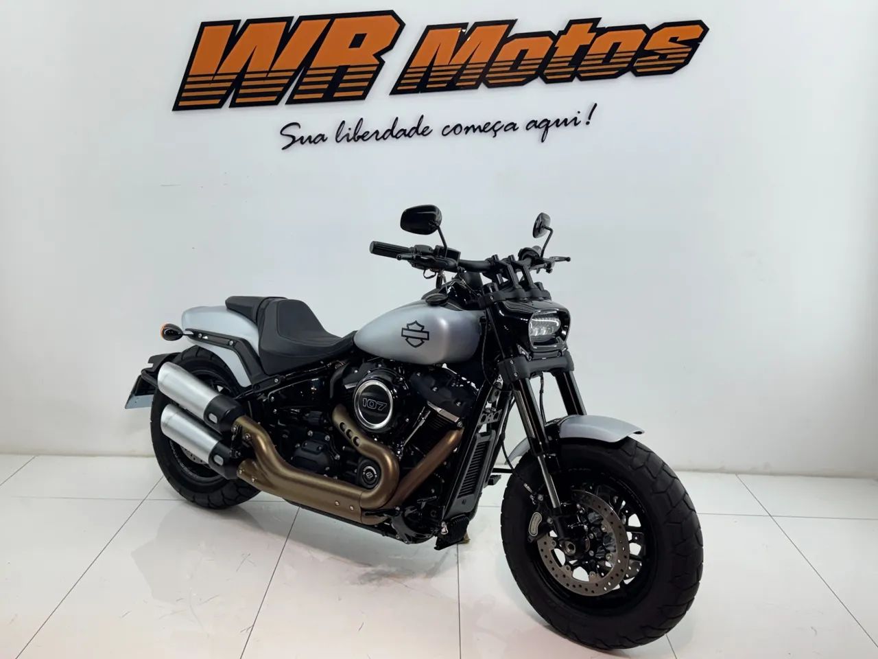 HARLEY-DAVIDSON SOFTAIL FAT BOB 107 - Foto 2