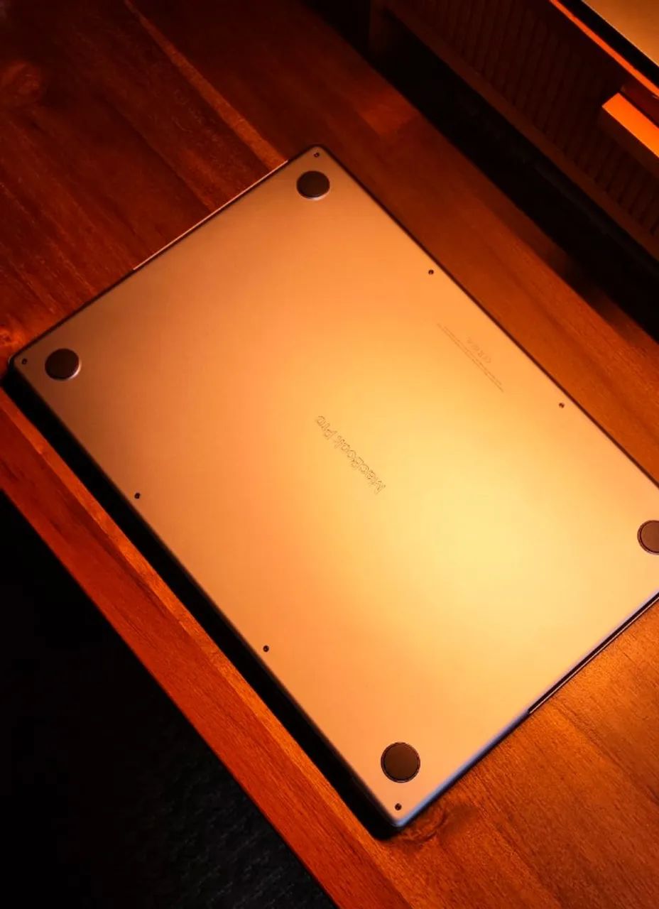 MacBook Pro 16