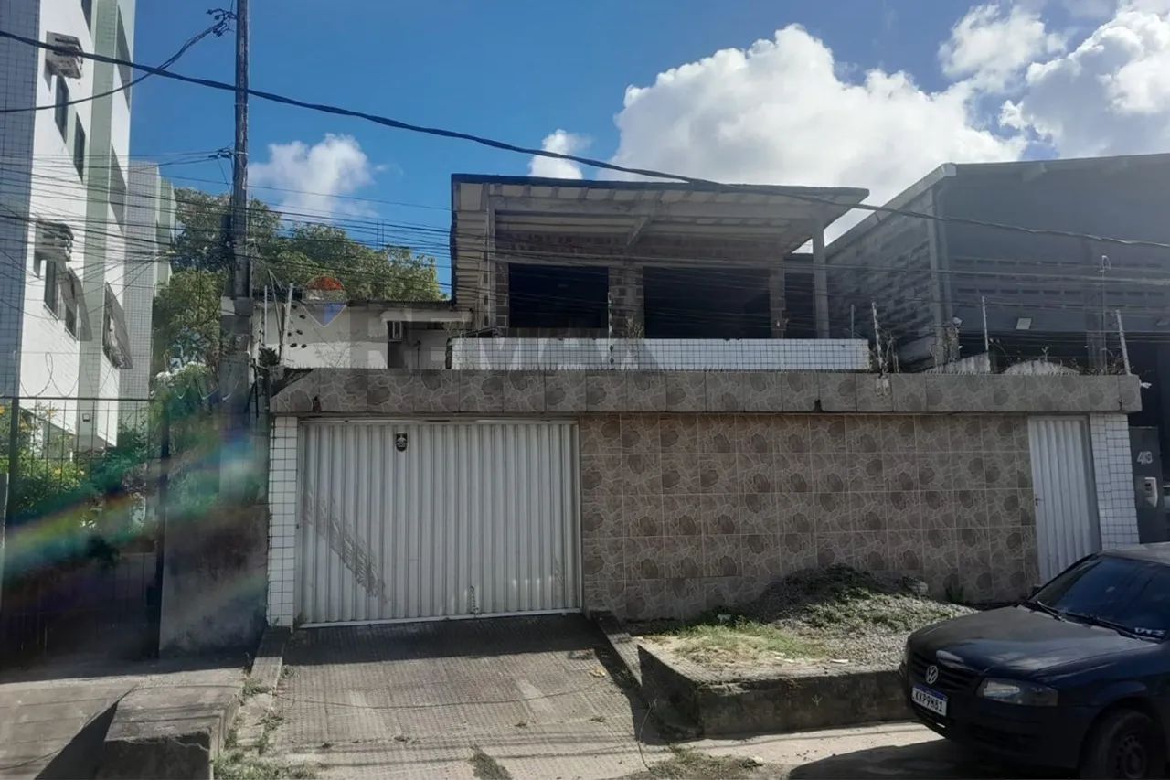 Imóvel no Prado: 7 Quartos e 16 Cômodos, ideal para Morar ou Empresa