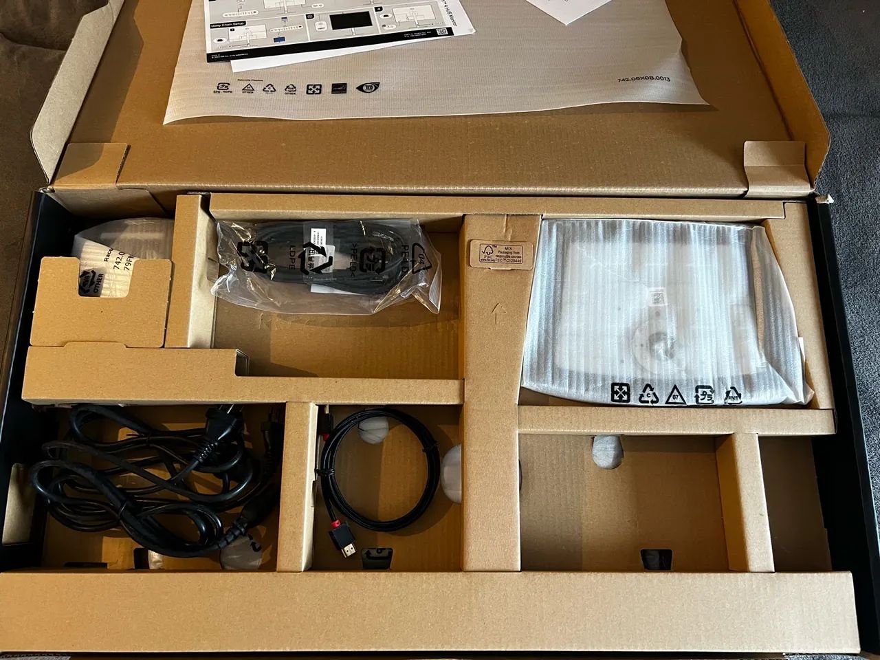 Dell UltraSharp 27" U2724DE - Foto 5