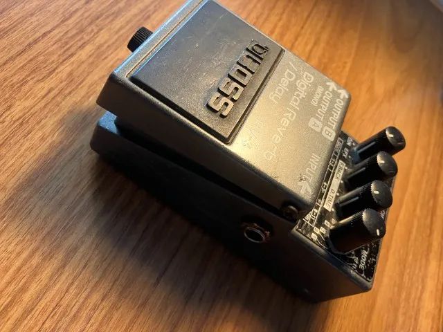 Pedal Boss RV-3 - Digital Delay/Reverb - Instrumentos musicais