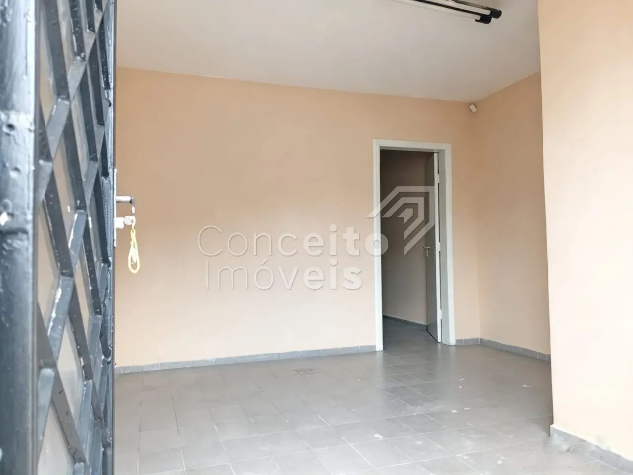 Sala Comercial com 40 m² - Centro - Foto 2