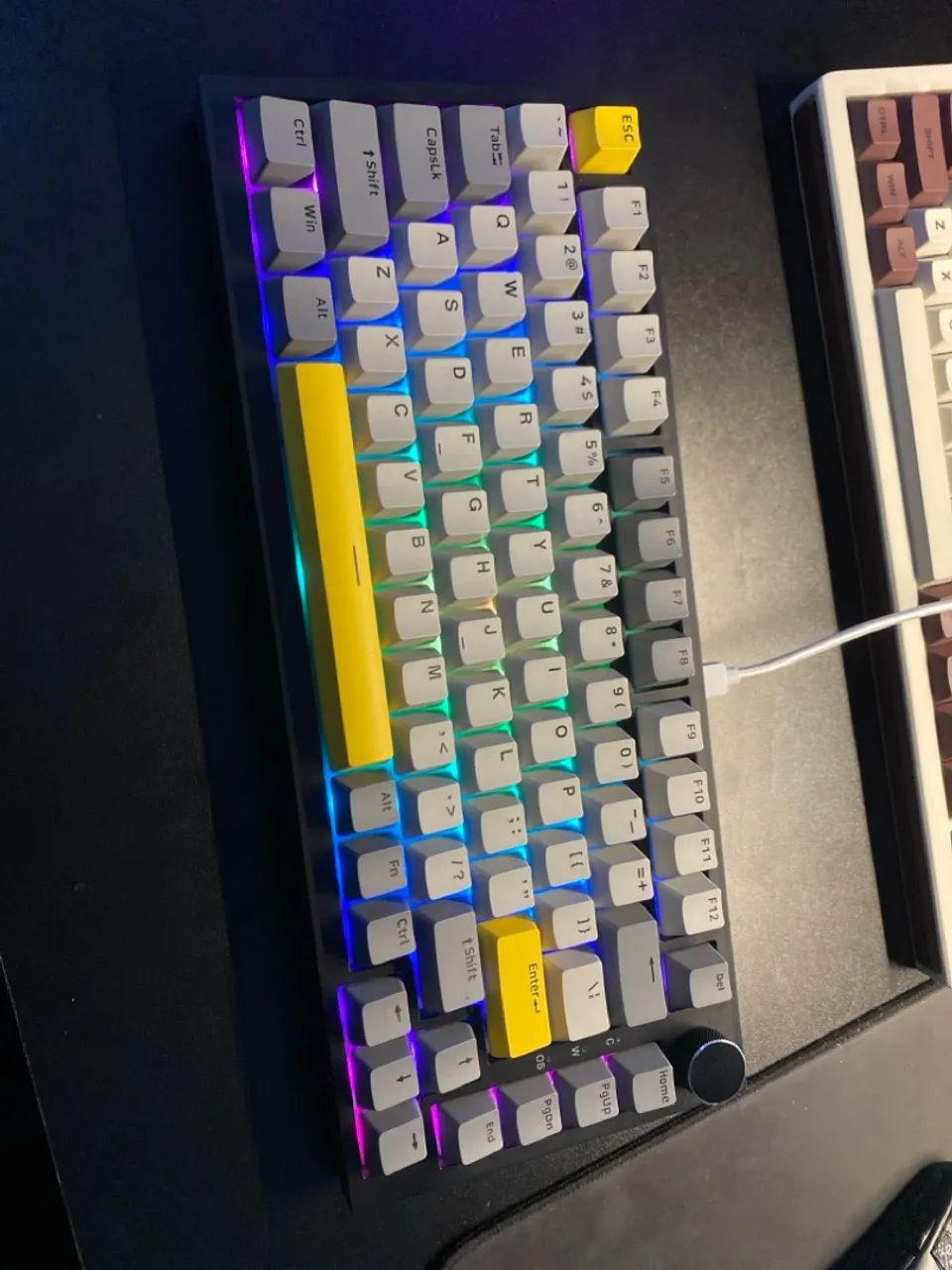Teclado AJAZZ AK820 