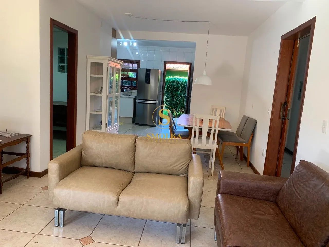 Conforto, Lazer e Charme em Canasvieiras ? Casa com Suíte, Jacuzzi para 6 Pessoas e Edícul - Foto 5