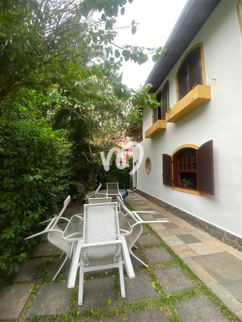 0 - Casa 5 quartos, sendo 2 suítes - Foto 4