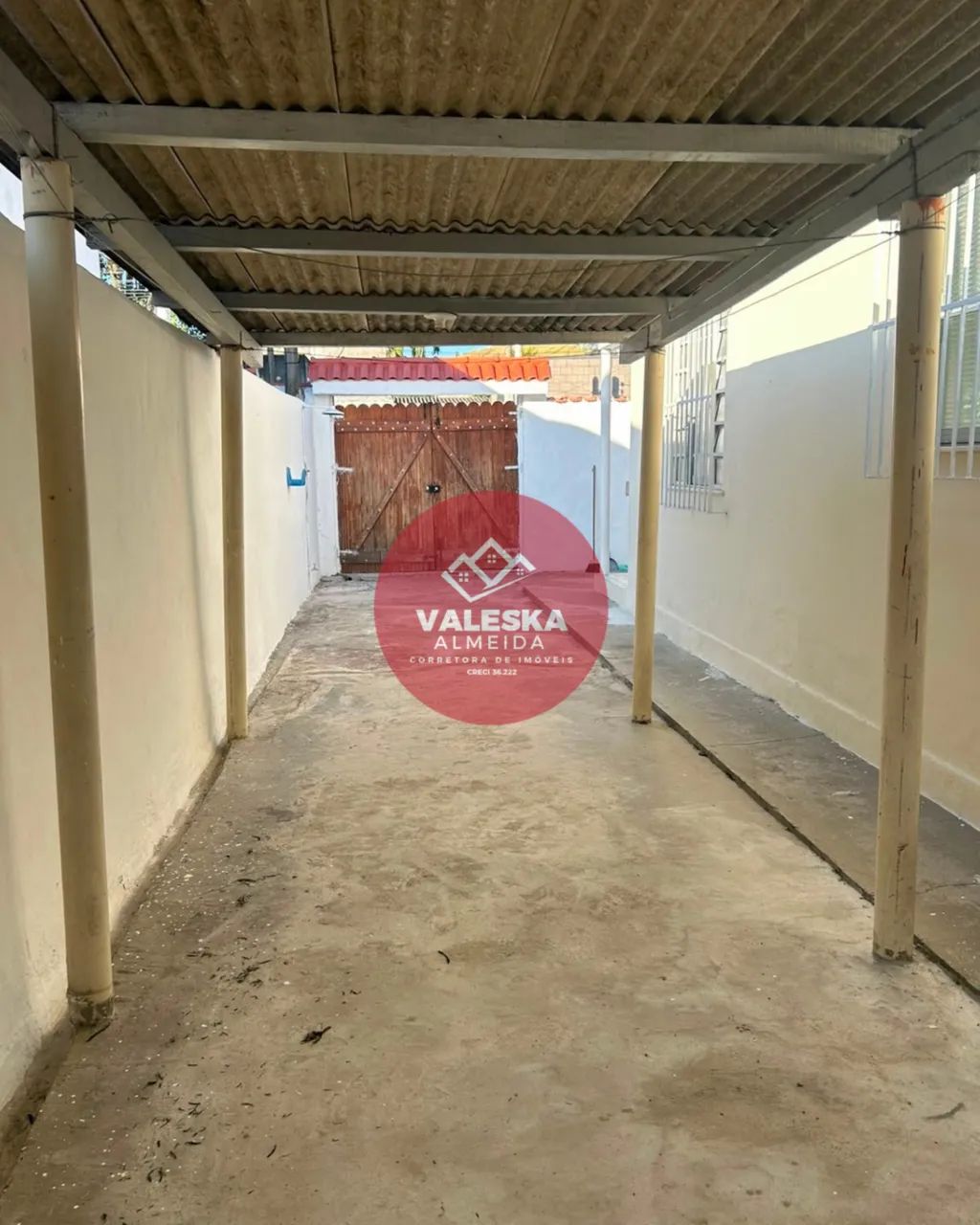 Excelente casa no Galo Branco - 2 quartos e com garagem - Foto 3