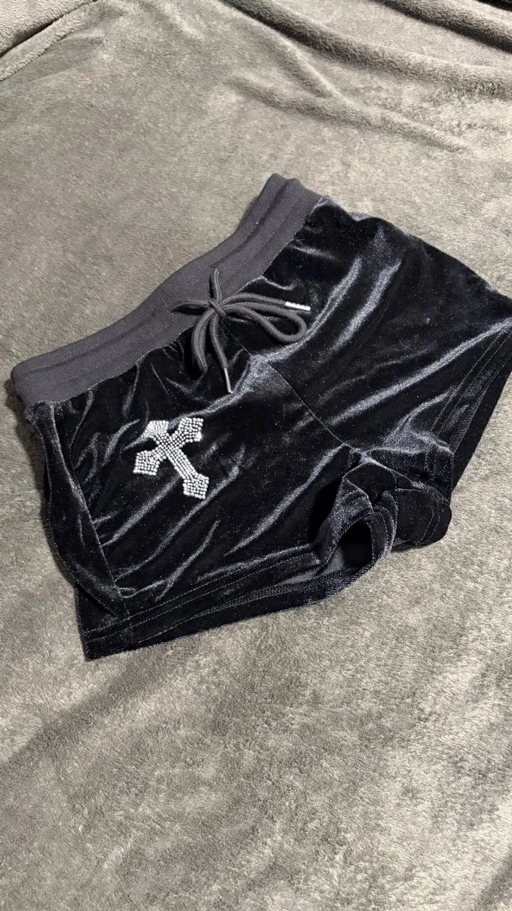 shorts aveludado de cruz