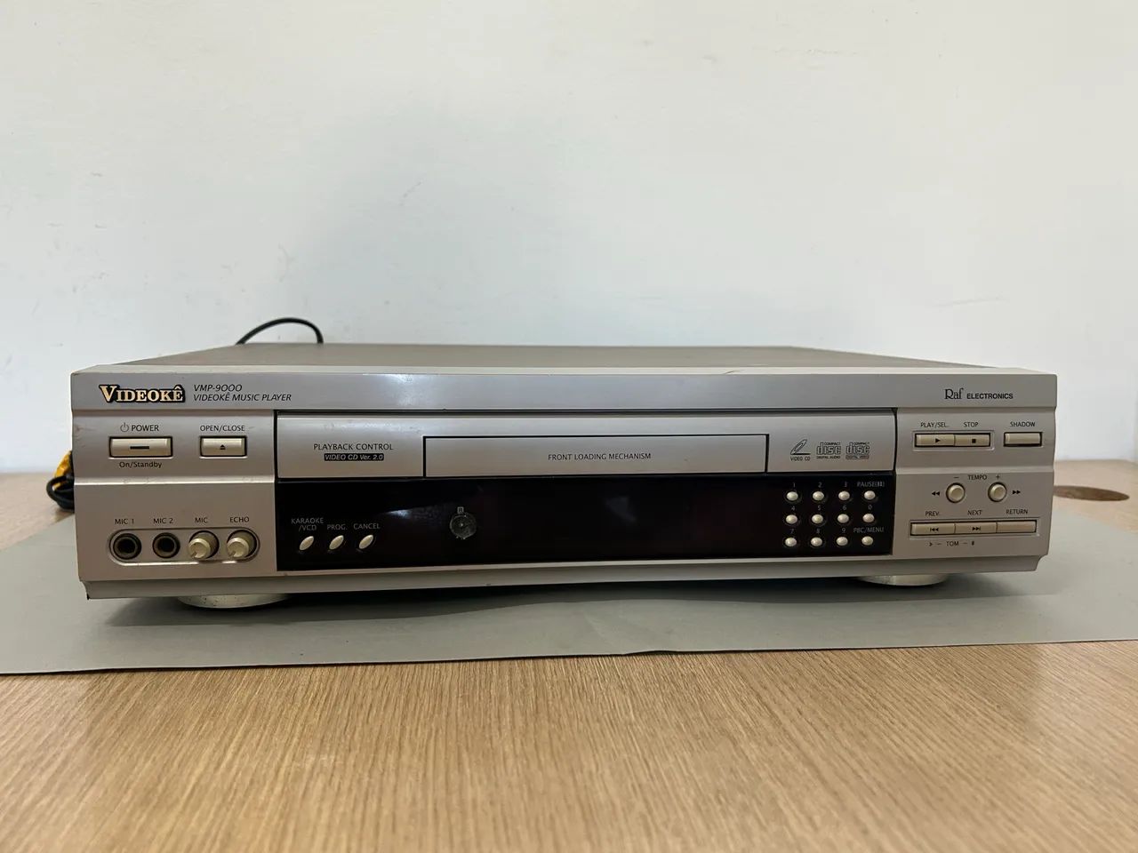  Videokê da marca Raf Electronics, modelo VMP-9000. - Foto 3