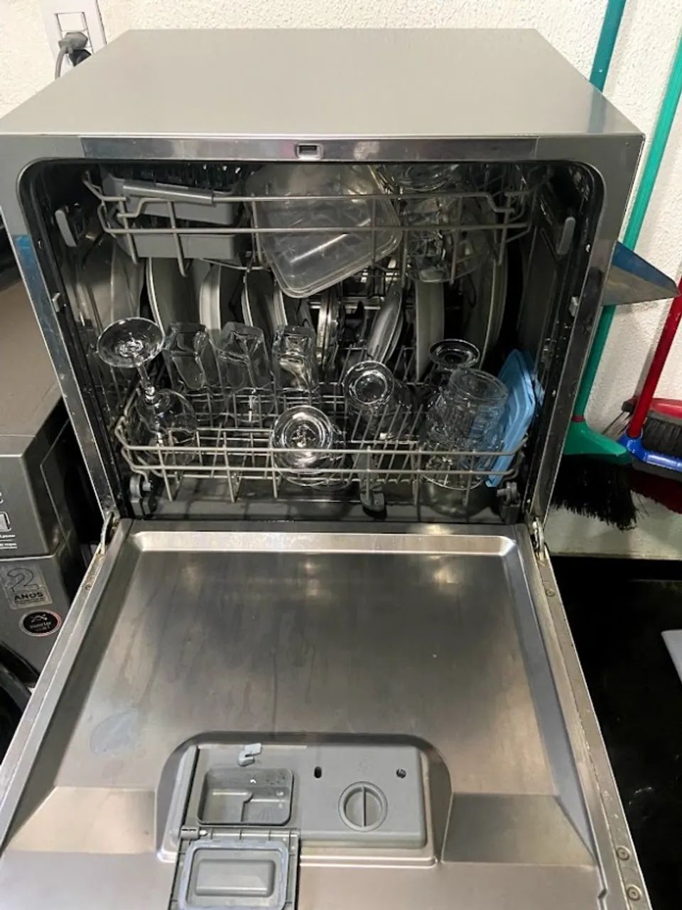 Lava Louças Electrolux 8 Serviços LV08B 127V - Foto 2