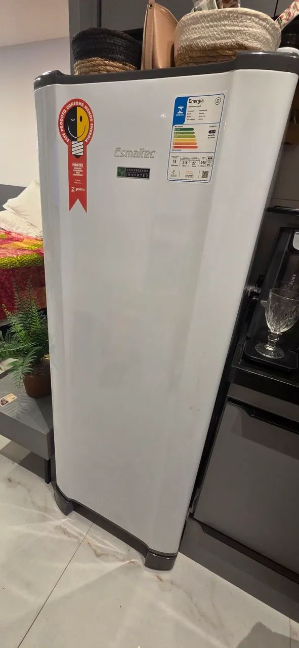 Geladeira Esmaltec Compressor Inverter - Foto 3