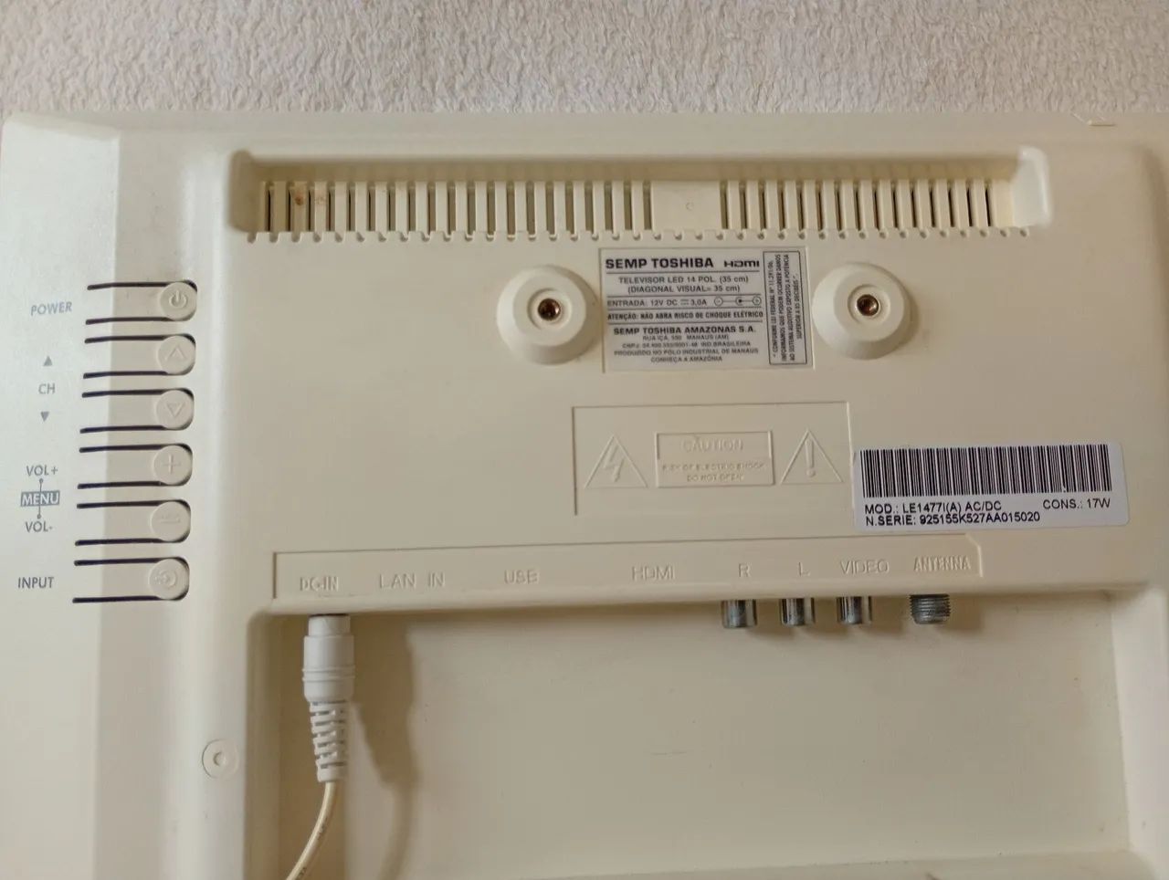 Semp Toshiba TV Portátil com tela LED de 14 Polegadas /perfeita imagem nitidez/ linda - Foto 4