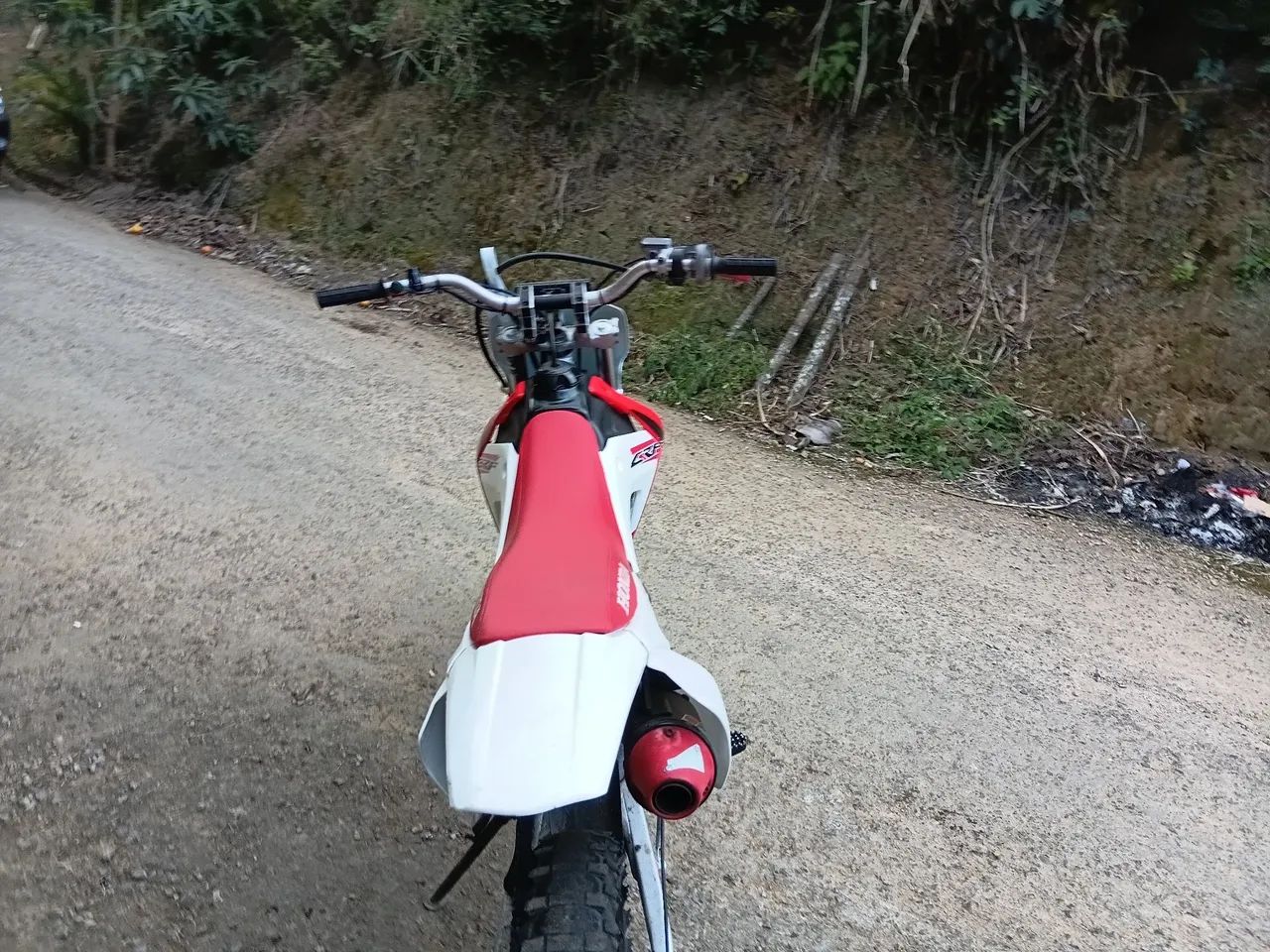 Moto CRF 230 - Foto 4