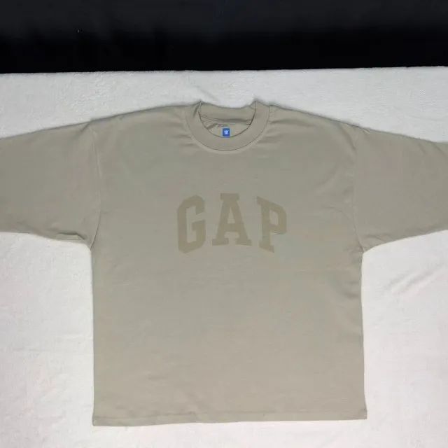 camiseta yzy x gap bege - Foto 5