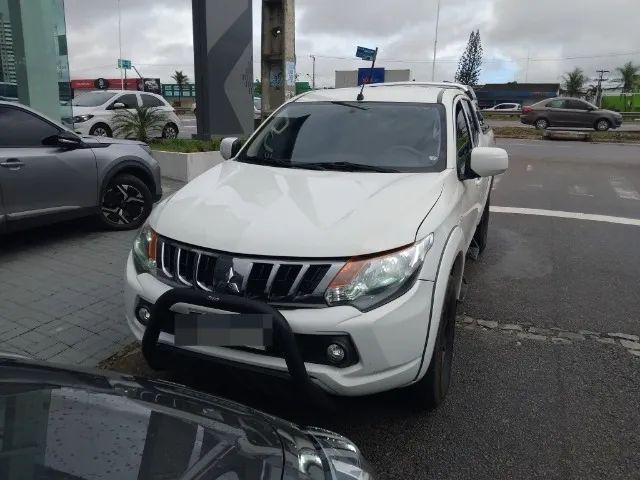 Mitsubishi L200 2023
